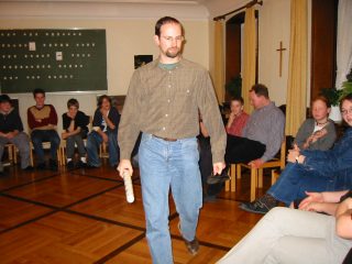 Hau-aufs-Knie-Spiel